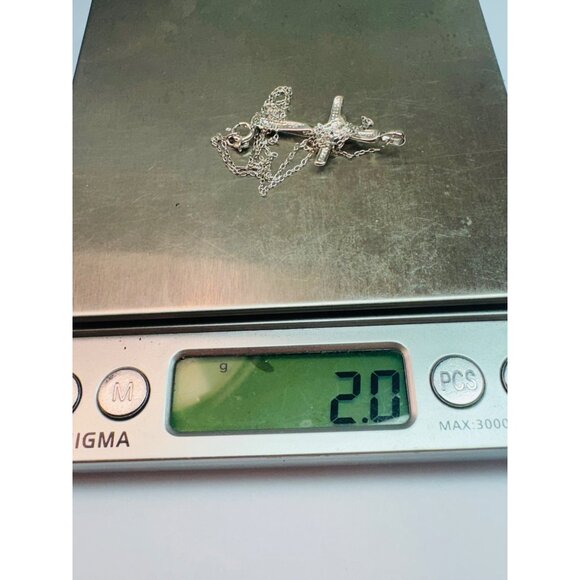 Estate Sterling Silver 925 Cross Necklace w/ Diamond Accents 18” Chain 2.0g - Picture 12 of 12